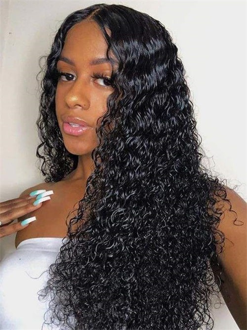 Use Bhringraj oil to promote hair growth