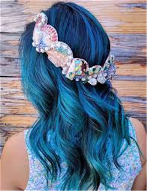 halloween hairstyle