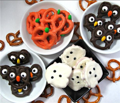 Halloween pretzel