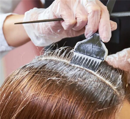 how to remove hair dye from skin around hairline