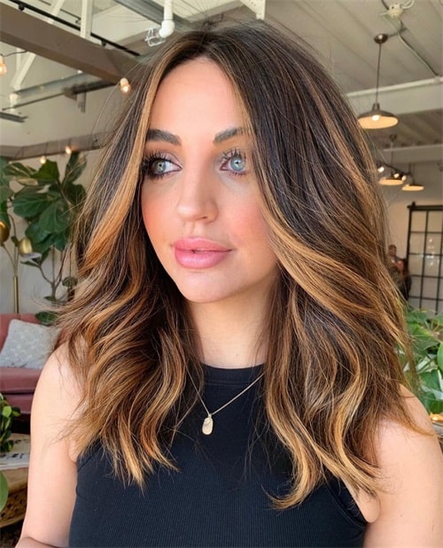 caramel dark brown Balayage is a nice choice.