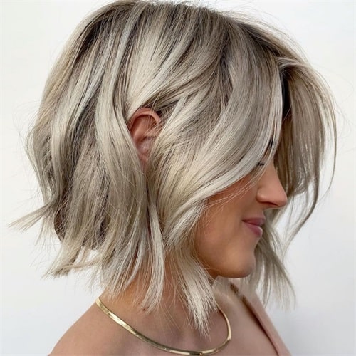 What is an asymmetrical bob?