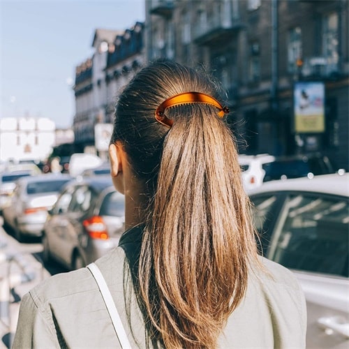 banana clip looks best on thick hair
