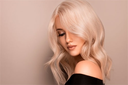 Butter Blonde Hair Color Trends on Pinterest - wide 2