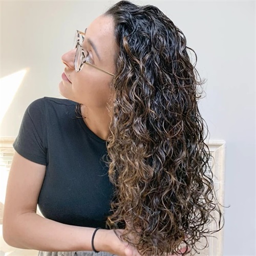 How to plop the curly hair?