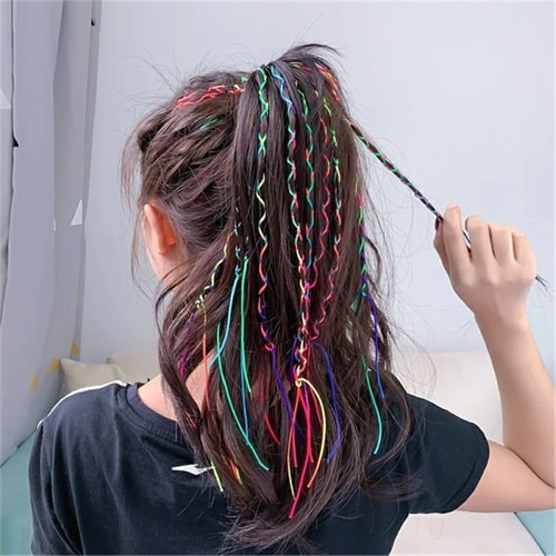 Keep braiding your hair with yarn
