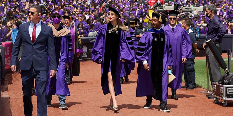 How To Choose Human Hair Wig For Graduation Ceremony?