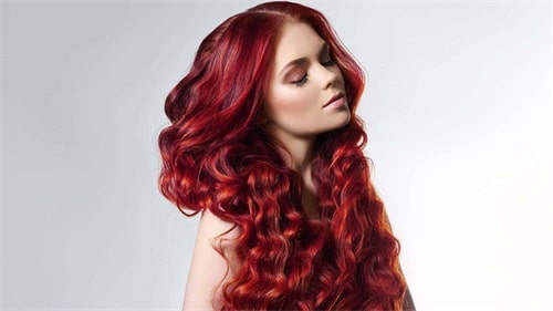 red hair for pale skin