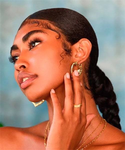 What are the differences between baby hair and breakage?