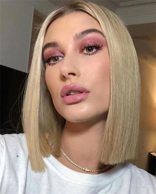 Short cut bob blonde