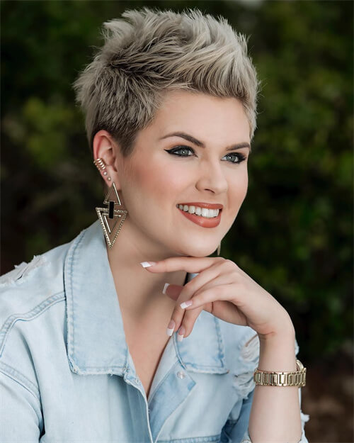 Bold Faux Hawk for Women