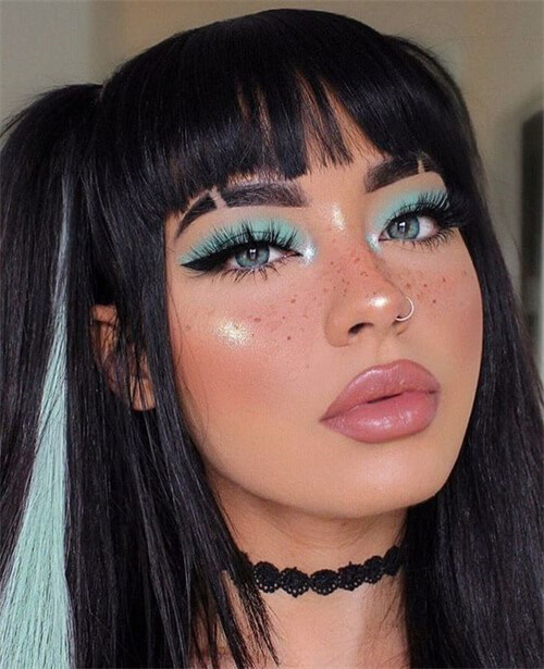 wig with a fringe