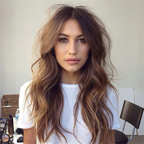 layered wavy hair