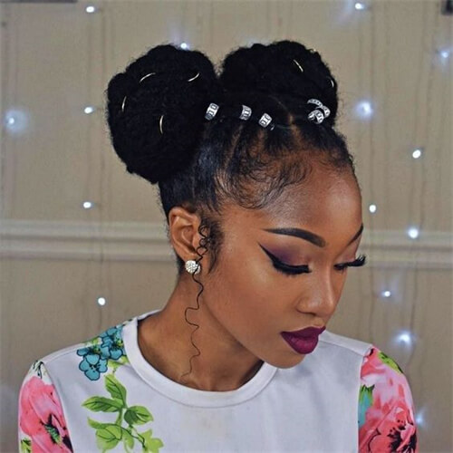 Sleek Bun Simple Rubber Band Hairstyle