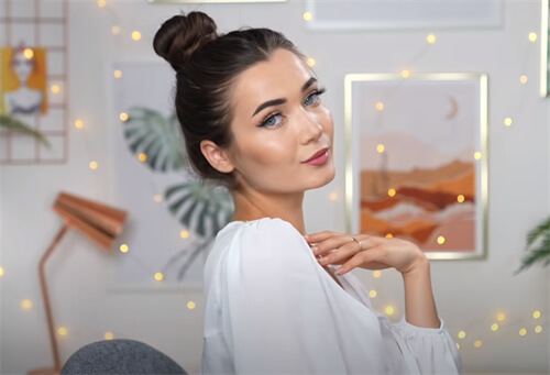  Top Knot Bun